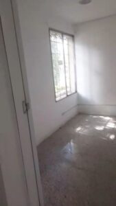 MEDELLIN LAURELES, VENDO CASA LOTE ESQUINERA