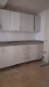 MEDELLIN LAURELES, VENDO CASA LOTE ESQUINERA
