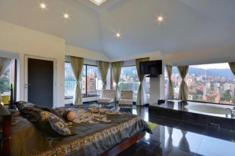 LAS PALMAS MEDELLIN, VENTA DE PENTHOUSE DE LUJO