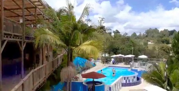 GUATAPE, ANTIOQUÍA HOTEL EN VENTA