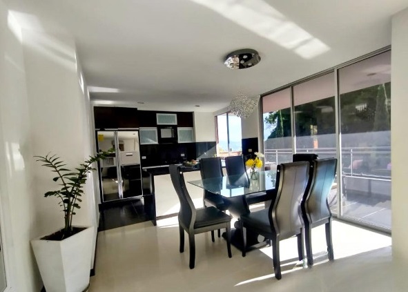 APARTAMENTO EN VENTA EN EL POBLADO, SECTOR LOS BALSOS