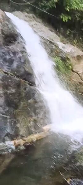 BARBOSA ANTIOQUÍA VENDO ESPECTACULAR FINCA CON INCREÍBLE CHARCO