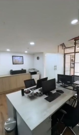 MEDELLIN CENTRO OFICINA EN VENTA