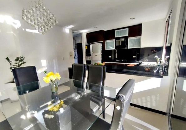 APARTAMENTO EN VENTA EN EL POBLADO, SECTOR LOS BALSOS