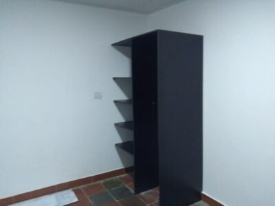 MEDELLIN BOSTON VENDO CASA CON AIRE PARA CONSTRUIR