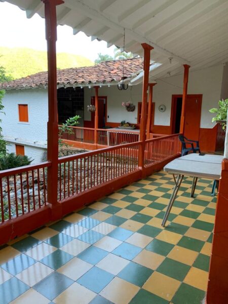 FINCA EN VENTA EN SANTA BARBARA 29 CUADRAS