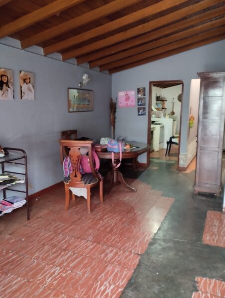 CASA EN VENTA EN SUCRE BOSTON CON AIRE