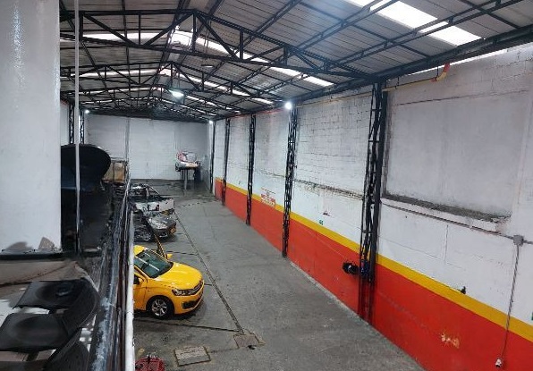 BOSTON MEDELLIN BODEGA EN VENTA