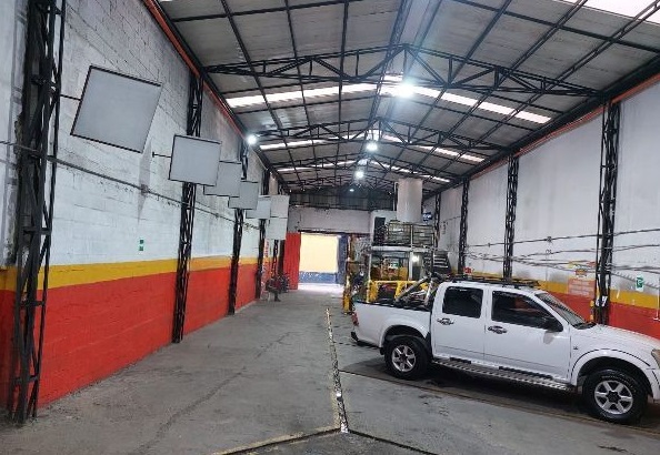 BOSTON MEDELLIN BODEGA EN VENTA