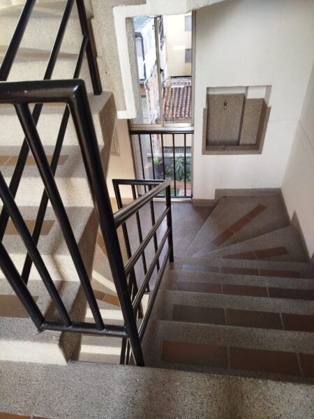 VENDO APARTA ESTUDIO MUY CERCA AL PARQUE DE BOSTON