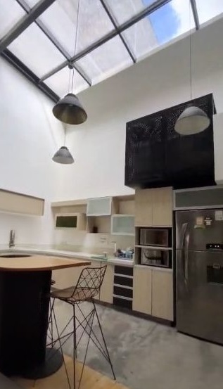 EL POBLADO MEDELLIN EDIFICIO EN VENTA